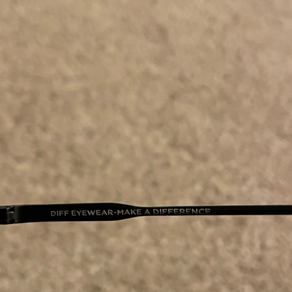 Diff Dash Aviator Sunglasses - image 4